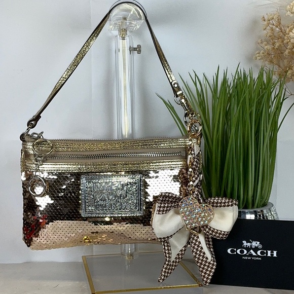 Coach Handbags - COACH POPPY VINTAGE GOLD SEQUINS WRISTLET BAG